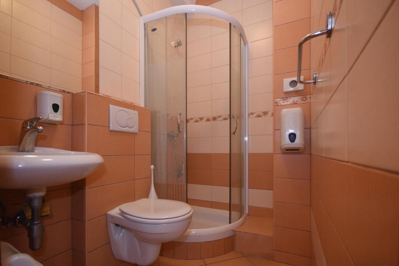 So Rooms City Centre Budva Ngoại thất bức ảnh